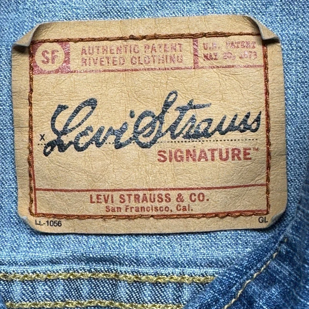 Levi Strauss Signature‎ Denim Jacket Womens Small Medium Wash Stretch Trucker